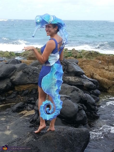 At the beach on a windy, Hawai'ian Halloween day. Ethereal Seahorse - Homemade costumes for women Sea Costumes Women, Sea Creatures Costumes, Sea Horse Costume Diy, Sea Horse Costume, Costume With Lights, Ocean Costume Ideas Sea Theme, Diy Seahorse Costume, Seahorse Costume Women, Ocean Theme Costume