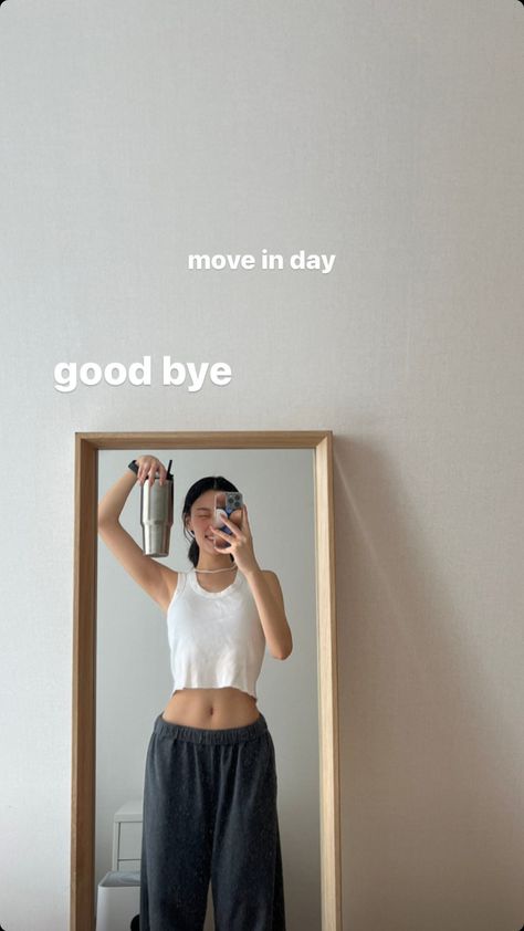 Julie Cho, Day Aesthetic, Moving Day, Trendy Fashion Outfits, Cozy Outfit, 가을 패션, Creative Life, Instagram Story Ideas, Favorite Pins