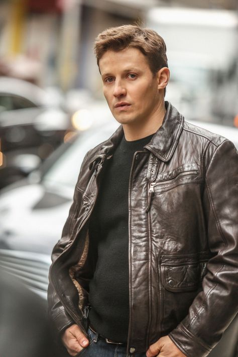 Will Estes as Jamie Reagancountryliving Blue Bloods Jamie, Will Estes, Jamie Reagan, Blue Bloods Tv Show, Jesse Stone, Blood Photos, Great Tv Shows, Blue Bloods, Good Looking Men