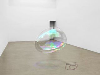 UV Production House (Joshua Citarella and Brad Troemel), a bubble (2016), sculpture Image courtesy of the artists and Carroll / Fletcher, London Art Fair Display, Sculpture Images, Luz Natural, Store Display, Op Art, Glass Ball, Art Market, Art Blog, Traditional Art