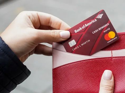 Bank of America Cash Rewards Lets You Pick Cash-Back Bonus Category Bank Of America Card, American Express Credit Card, Best Travel Credit Cards, Credit Card Online, Bank Credit Cards, Bank Of America, Visa Card, Earn Cash, Bank Card