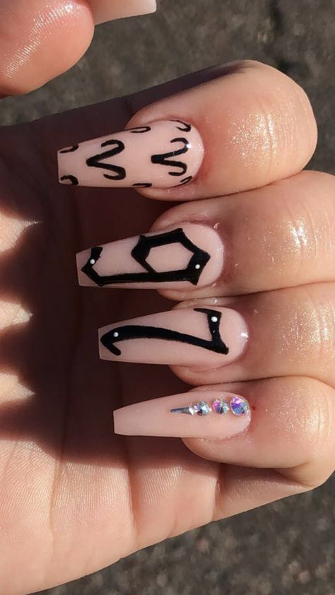 Aries Birthday Nails Short, Aries Nails Ideas, Birthday Year Nails, Aries Birthday Nails Acrylic, 777 Nails Design, Birthday Nail Set Ideas Taurus, Aries Nail Art, Zodiac Acrylic Nails, Aries Inspired Nails