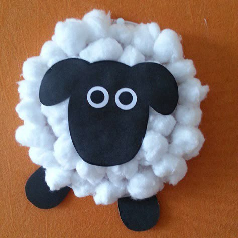 sheep cotton wool Cotton Ball Sheep, Sheep Craft, Farm Animal Crafts, Sheep Crafts, Idee Babyshower, Farm Crafts, Animal Crafts For Kids, Church Crafts, Paper Plate Crafts