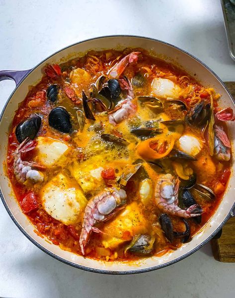 Simple Bouillabaisse (French Seafood Stew) - The Little Ferraro Kitchen Bouliabais Seafood, Boulabais Recipe, Seafood Boil Soup, Boulibaisse Recipe, Boullibase Recipe, Bouillabaisse Recipe Seafood, Seafood Bouillabaisse, French Seafood, Bouillabaisse Recipe