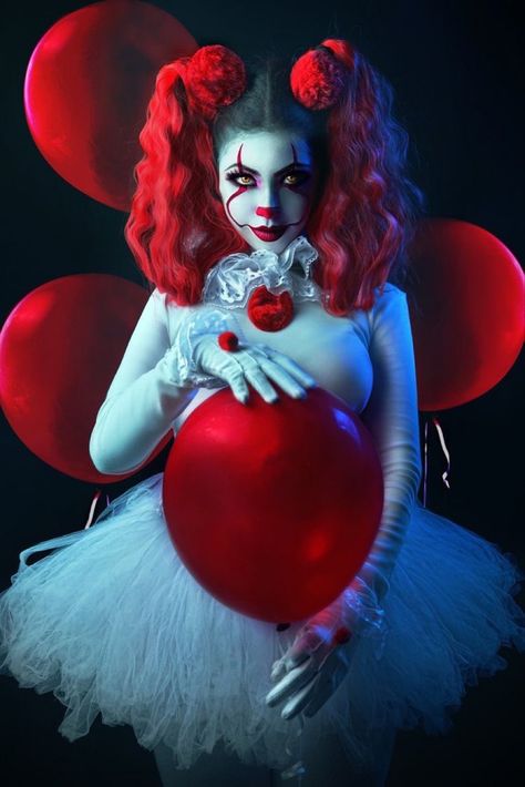 Clown Images, Art The Clown, Dark Circus, Clown Horror, Female Clown, Harley Quinn Artwork, Halloween Photography, Halloween Flyer, Evil Clowns