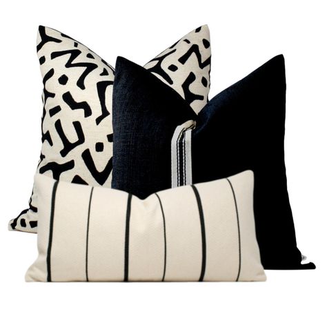 Pillow Combo, Black And White Cushions, African Pillow, Pillow Beige, Pillow Combos, Kuba Cloth, Decor Wallpaper, Black Pillows, Black Cushions