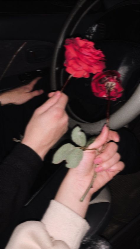 Couple Hand With Rose, Rose Giving Hand Couple, Couples Giving Flowers, Flower Couple Aesthetic, Man With Roses In Hand, Hand Holding Flower Aesthetic, Holding Rose In Hand, Aesthetic Couple Hands, Romantic Hands Holding Couple