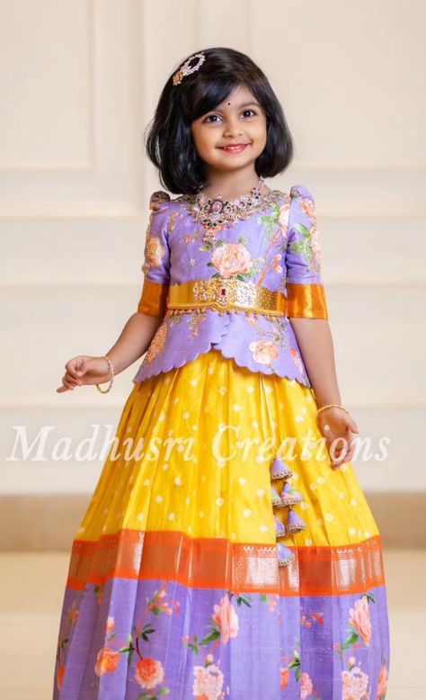 Traditional Baby Dresses, Indian Dresses For Kids, Kids Party Wear Dresses, Kids Dress Collection, Kids Blouse Designs, Kids Lehenga, Kids Frocks Design, Kids Dress Wear, Kids Dress Patterns