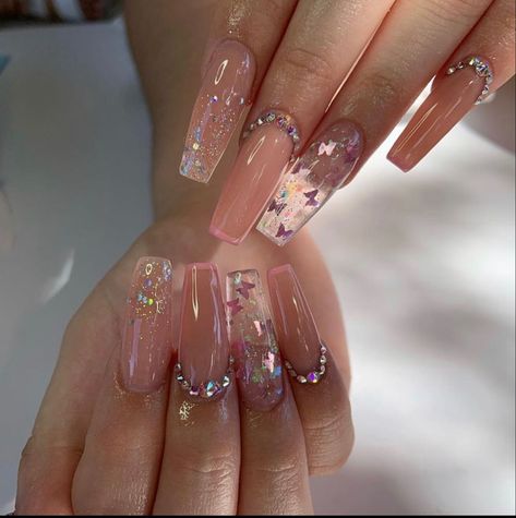 Quince Nails, Quinceanera Nails, Butterfly Nail Designs, Simple Acrylic Nails, Acrylic Nails Coffin Pink, Bling Acrylic Nails, Summer Acrylic Nails, Butterfly Nail, Pink Acrylic Nails