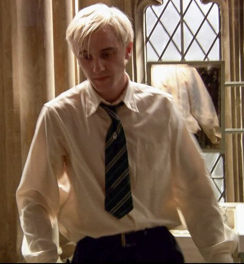 Drako Malfoy, Draco Malfoy Hot, Draco Malfoy Fanart, Draco Malfoy Aesthetic, Harry Potter Icons, Lucius Malfoy, Tom Felton Draco Malfoy, Harry Potter Draco Malfoy, Draco Harry Potter