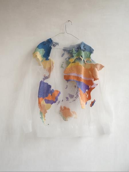 tumblr_m2y9qf9dhe1qb2im7o1_500 Pola Sulam, Design Textile, Fashion Details, Textile Art, Diy Fashion, Wearable Art, White Shirt, Diy Clothes, Fiber Art