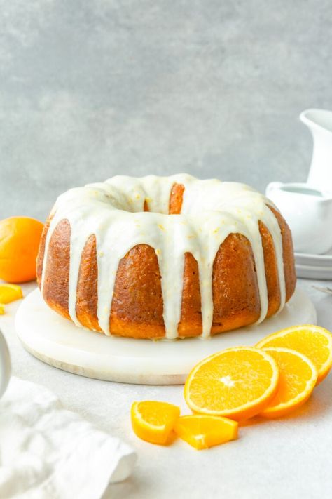 This is the best orange cake recipe you will ever try! And bundt cakes are so gorgeous! #orangecake #cakerecipe #bundtcake Orange Bundt Cake Recipe, Orange Bundt Cake, Orange Pound Cake, Orange Dreamsicle, Cake Mug, Pound Cake Recipe, Baking Desserts, Sweet Basil, Bundt Cakes Recipes