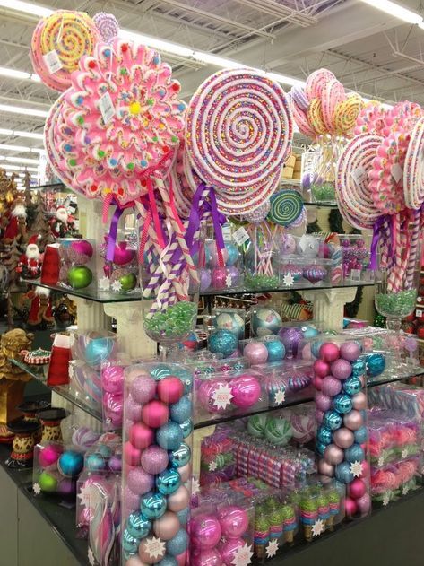 Hobby Lobby Sweets and Treats 2013     It seems that Christmas comes earlier in the stores each year.  Hobby Lobby has got everyone bea... Candy Christmas Tree, Hobby Lobby Christmas, Grinch Christmas Decorations, Gingerbread Christmas Decor, Candyland Christmas, Christmas Float Ideas, Candy Theme, Pink Christmas Decorations, Candy Decorations