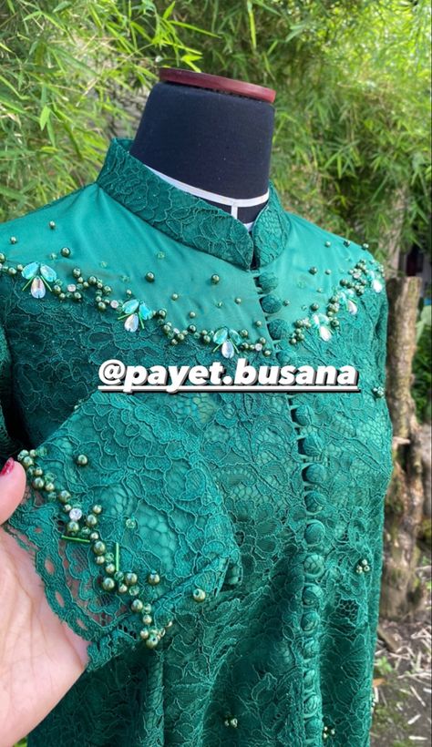 Payet Lengan, Model Payet, Payet Kebaya, Manset Lengan, Kebaya Brokat, Pakistani Dresses, Beading, Types Of Sleeves, Women's Fashion