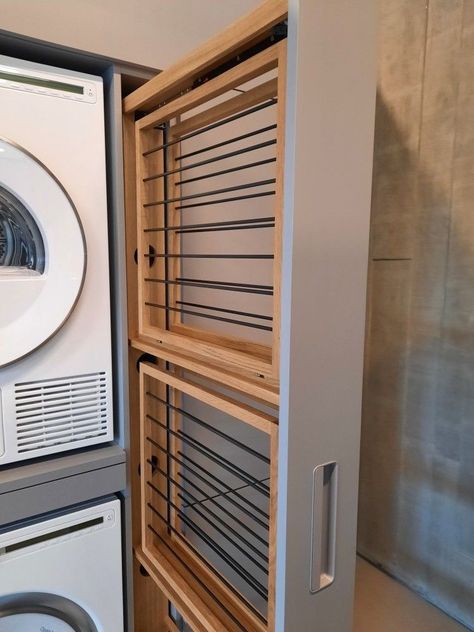 Mud Room Makeover, Organization Laundry Room, Modern Laundry Room, Small Utility Room, Utility Room Designs, Organization Laundry, Hidden Laundry, Room Designer, Modern Laundry