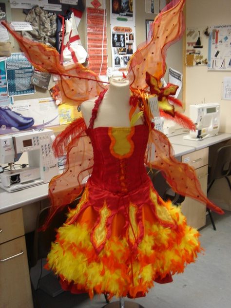 Fire dress Fire Princess Costume, Fire Costume Women, Fire Woman Costume, Phoenix Fairy, Phoenix Dress, Phoenix Costume, Fire Costume, Fire Woman, Fire Elemental