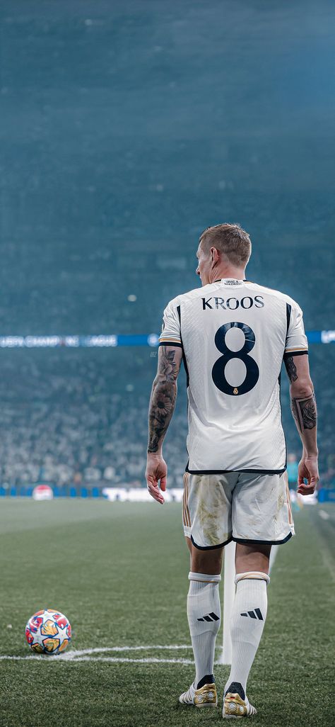 Real Madrid Players Wallpaper, Soccer Players Wallpaper, Toni Kroos Wallpapers, Kroos Wallpapers, Wallpaper Real Madrid, Toni Kroos Real Madrid, Francisco Gento, Real Madrid Wallpaper, Soccer Images