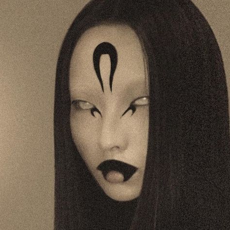 Yan Fang on Instagram: "☾" Moon Makeup, Facial Art, Goth Prom, Mermaid Aesthetic, Crazy Eyes, Edgy Makeup, Dark Makeup, Creative Makeup Looks, Makeup Aesthetic