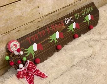 Grinch Stocking, Stocking Holder Stand, Diy Stocking Holder, Ornament Holder, Stocking Fireplace, Grinch Crafts, Whoville Christmas, Diy Stockings, Grinch Christmas Decorations