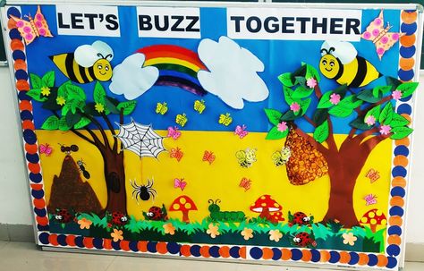 Theme board on insects Insects Theme Board, Birds Theme Preschool Activities, Preschool Classroom Themes, Classroom Ceiling, Kindergarten Art Activities, Preschool Boards, Soft Board, Insects Preschool, Theme Board