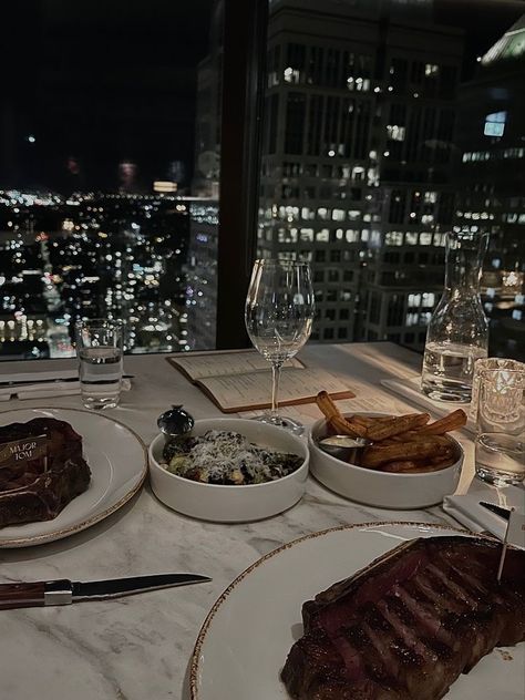 Dinner Date Aesthetic, Kylie Birthday, Date Night Dinners, Dinner Restaurants, Gourmet Dinner, Dream Date, Steak Dinner, Fancy Restaurant, Fancy Dinner