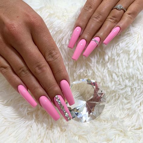 Rosa Barbie, Cute Spring Nails, Dope Nail Designs, Acrylic Nails Coffin Pink, Bright Nails, Nail Envy, Nail Art Wedding, Pink Acrylic Nails, Beautiful Nail Designs