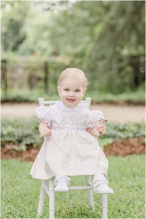 Heirloom First Birthday Photos, Heirloom Photography, Vintage First Birthday Photoshoot, Classic First Birthday Girl, One Year Old Portraits, Timeless First Birthday Photo, Classic One Year Old Photos, Girly One Year Old Pictures, Heirloom Portraits