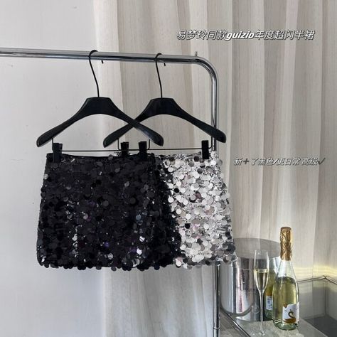 US $20.99 39％ Off | 2023 Spring Summer Women's New Sequin Half Skirt y2k clothes shiny low waist skirt hand sewn sequin half skirt 24H delivery Black Sequin Skirt Outfit, Revlon Black Cherry, Sequin Skirt Outfit, Sequence Skirt, Low Waist Skirt, Shiny Skirts, Sparkly Skirt, Black Sequin Skirt, Holiday Skirts