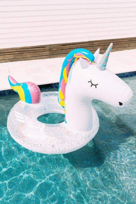 Giant Unicorn Pool Float - Is it time to bust out the pool floaties yet?! #springtime #almostsummer #pooltime #poolfloat #unicorn #ad Crazy Pool Floats, Unicorn Floaties, Summer Pool Floats, Cute Pool Floats, Unicorn Pool Float, Unicorn Float, Pool Floats For Adults, Cool Pool Floats, Swimming Pool Toys