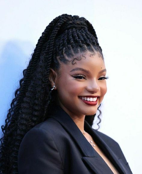 Halle Bailey Hair, Chloe And Halle, Banana Roll, Locs Styles, Chloe X Halle, Short Locs Hairstyles, Goddess Braids Hairstyles, A Little Black Dress, Cute Box Braids Hairstyles