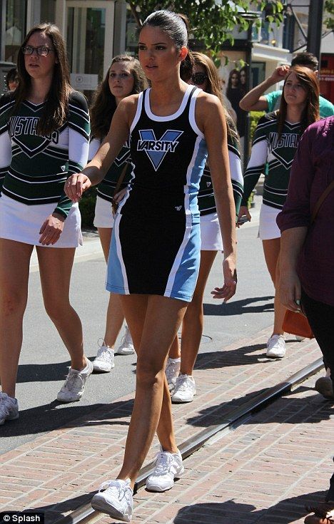 , Kendall Jenner Cheerleader, Kendal Jenna, Kendall Jenner Pics, Jenner Girls, Kendal Jenner, Kendall Jenner Photos, Kendall Jenner Street Style, Tennis Outfit, In My Arms