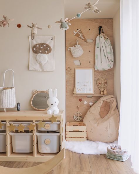 DIY climbing wall made from plywood. Kids interior, playroom, fun , bright, scandi, children’s toys , kids brands , Content Creator , wall decor Scandi Kids Room, Diy Climbing Wall, Vintage Kids Room, Scandi Interiors, Kids Room Inspiration, Climbing Wall, Kids Wardrobe, Toys Kids, Kids Interior