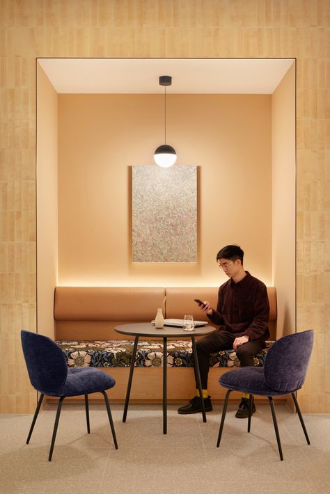 Convene, Sancroft St Paul’s | Woods Bagot Woods Bagot, Collaboration Area, Nice Images, Booth Seating, Banquette Seating, Bench Designs, Space Interiors, Workplace Design, Workspace Design