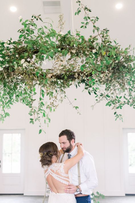 Floral Hoop Wedding Ceiling, Wedding Flower Chandelier, Greenery Chandelier Wedding, Flower Chandelier Wedding, Chandelier Greenery, Willow Arch, Greenery Chandelier, Floral Chandelier Wedding, Hanging Flowers Wedding