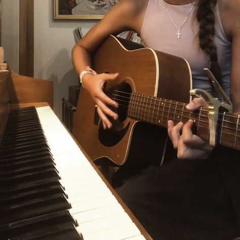 Singing Together Aesthetic, Guitar Practice Aesthetic, Musician Girl Aesthetic, Playing Acoustic Guitar Aesthetic, Playing The Guitar Aesthetic, Playing Music Aesthetic, Writing Music Aesthetic, Guitar Girl Aesthetic, Music Girl Aesthetic