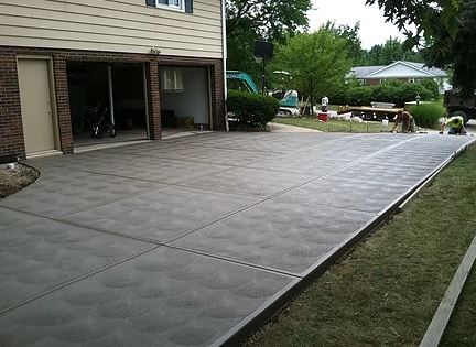 Swirl Finish Concrete - Construction, Practical Considerations and Applications Types Of Concrete Finishes, Outdoor Concrete Floors, Poured Concrete Patio, Concrete Backyard, Concrete Patio Makeover, Concrete Deck, Cement Patio, Types Of Concrete, Smooth Concrete