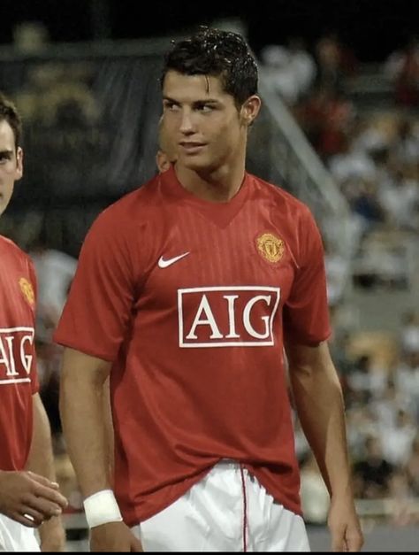 Ronaldo King, Christian Ronaldo, Cristiano Ronaldo Young, Cristiano Ronaldo Style, Cr7 Vs Messi, Ronaldo Photos, Cristiano Ronaldo Portugal, Cristiano Ronaldo Juventus, Cristiano Ronaldo Manchester