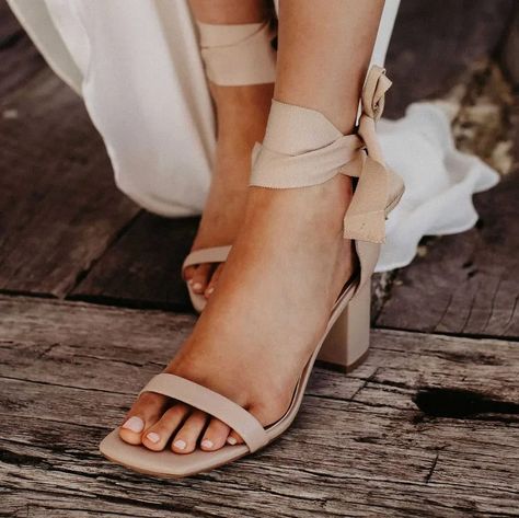 Nude Wedding Shoes, Block Heel Bridal Shoes, Low Heel Wedding Shoes, Bridesmaid Shoes Flat, Red Bridal Shoes, Comfortable Bridal Shoes, Bridesmaids Heels, Nude Heeled Sandals, Red Wedding Shoes