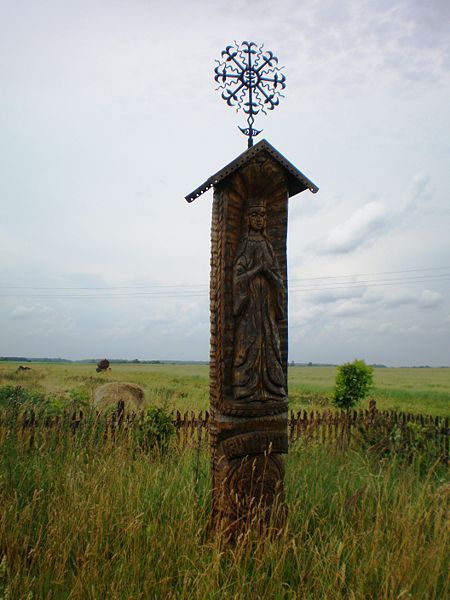 Prechristian Baltic Sun and the Moon cross at the top of wooden monument. Christian and pagan traditions are very interwined in Lithuanian culture Lithuanian Culture, Grass Weaving, Indo European, Pagan Traditions, Social Structure, Baltic Countries, Slavic Mythology, Old Gods, Sun And The Moon