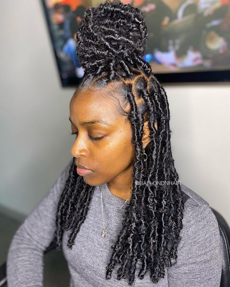 20+ Faux Locs Styles For 2021 - The Glossychic Medium Length Faux Locs Black Women, Shoulder Length Faux Locs Black Women, Mid Length Faux Locs, Medium Faux Locs Black Women, Faux Locs Hairstyles For Women Short, Faux Locs Styles Short, Crochet Locks Hair Faux Locs, Faux Locs Updo Styles, 12 Inch Faux Locs