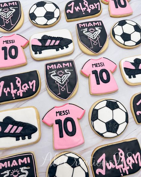 Messi cookies ⚽️🥅🩷 Pricing? 👉🏻 https://msha.ke/alecreations918 • • • • #alecreations918 #tulsasmallbuisness #tulsaoklahoma #decoratedsugarcookies #customcookies #cookie #cookies #inspirationcookies #cookiesofinstagram #desserts #dessertporn #dessertideas #partyideas #party #sugarcookies #royalicing #royalicingcookies #cookies #cookiesideas #royalicingideas #messi #messicookies #lionelmessi #lionelmessi10 #birthdaycookies #birthdaysoccer #soccerbirthday #soccerbirthdayparty Messi Soccer Birthday Party, Messi Cookies, Messi Birthday Party Ideas, Sports Birthday Cakes, Messi Birthday, Soccer Cookies, Soccer Snacks, Sports Cookies, Miami Party