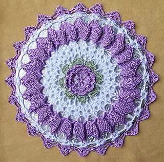 Crochet Plate, Table Doily, Crochet Thread Size 10, Star Book, Free Crochet Doily Patterns, Rosé Hot, Doily Pattern, Crochet Dollies, Confection Au Crochet