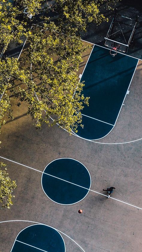 Basketball Courts, Bola Basket, Hoop Dreams, Basketball Wallpaper, P E Nation, Basketball Ball, Just A Game, Street Culture, Picture Collage