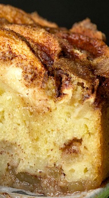 Danish Apple Cake Recipe ~ A tender yellow cake with a delicious cinnamon apple topping, that's also scattered all through the cake Apple Topping, Danish Recipes, Shortcake Cake, Apple Cake Recipe, Apple Cakes, Apple Tart, Danish Food, Apple Cake Recipes, Cinnamon Apple