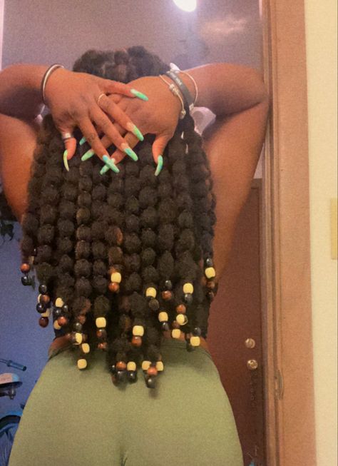 Poodle Hairstyles Black Women, Bubble Braid On Black Hair, Bubble Braid Black Hair, Poodle Puff Hairstyle, Bubble Hairstyle Natural Hair, Bubble Braids With Beads, Tying Shoes Aesthetic, Poodle Puffs Hairstyle Black Women, Bubble Locs