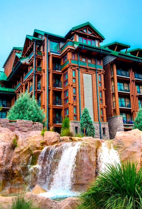 Disney's Wilderness Lodge - Walt Disney World Resort, Orlando, Florida Disneys Wilderness Lodge Resort, Disney Architecture, Disneyland Images, Whispering Canyon Cafe, Casa Disney, Disney Wilderness Lodge, Fort Wilderness, Disney Resort Hotels, Orlando Theme Parks