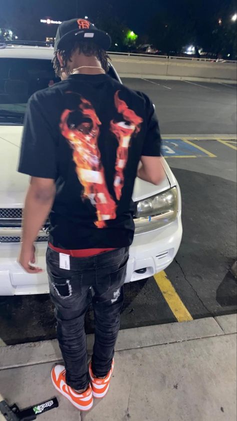 Vlone Outfit Man, Starboy Aesthetic Outfit, Vlone Clothing, Vlone Hoodie, Bape T Shirt, Thug Style, Drippy Outfit, Drip Outfit Men, Mens Casual Outfits Summer