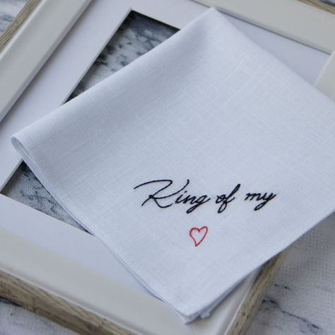 Handkerchief Embroidery, Hand Embroidered Gifts, Personalized Handkerchiefs, Bff Gifts Diy, Embroidered Handkerchief, Anniversary Gift For Him, Gift Valentines Day, Embroidery Stitches Tutorial, Embroidered Gifts