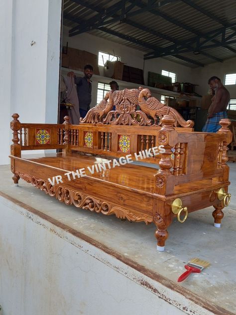 Tea Table Design, Sofa Design Wood, Tv Unit Furniture Design, Door Design Photos, Wood Carving Furniture, Wooden Sofa Set Designs, Wood Bed Design, Chair Design Wooden, Teak Wood Furniture