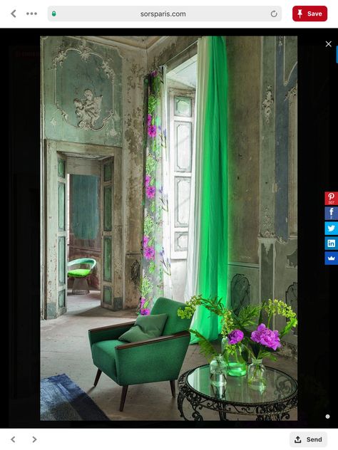 Color dreamy & love Euro vibe English Eclectic, Boho Styl, Trendy Living Rooms, Design Del Prodotto, Green Decor, Designers Guild, Design Case, Beautiful Space, 인테리어 디자인